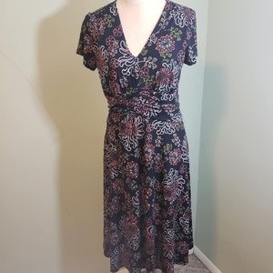 Black Floral V-Neck Cap Sleeve Dress